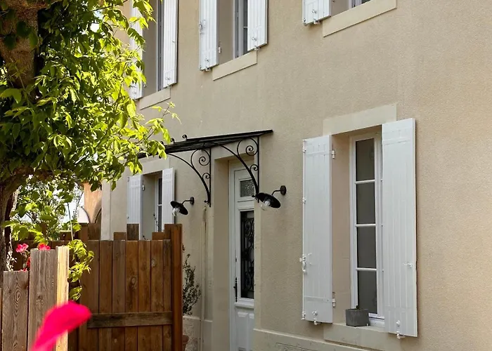 Semesterbostad Maison 15 *